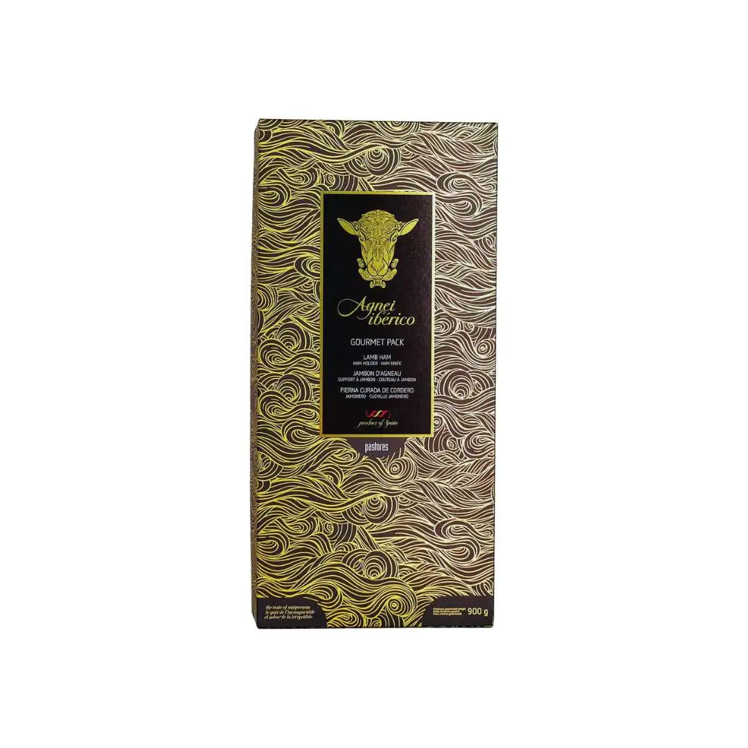 Pack gourmet agnei Iberico composé d'un jambon agnei Iberico (gigot d'agneau séc), d'uns upport à jambon et d'un couteau à jambon offerts dans Jambon Agnei Iberico 0,9 à1,1kg environ, Support à jambon et couteau offert | coffret jambon iberico